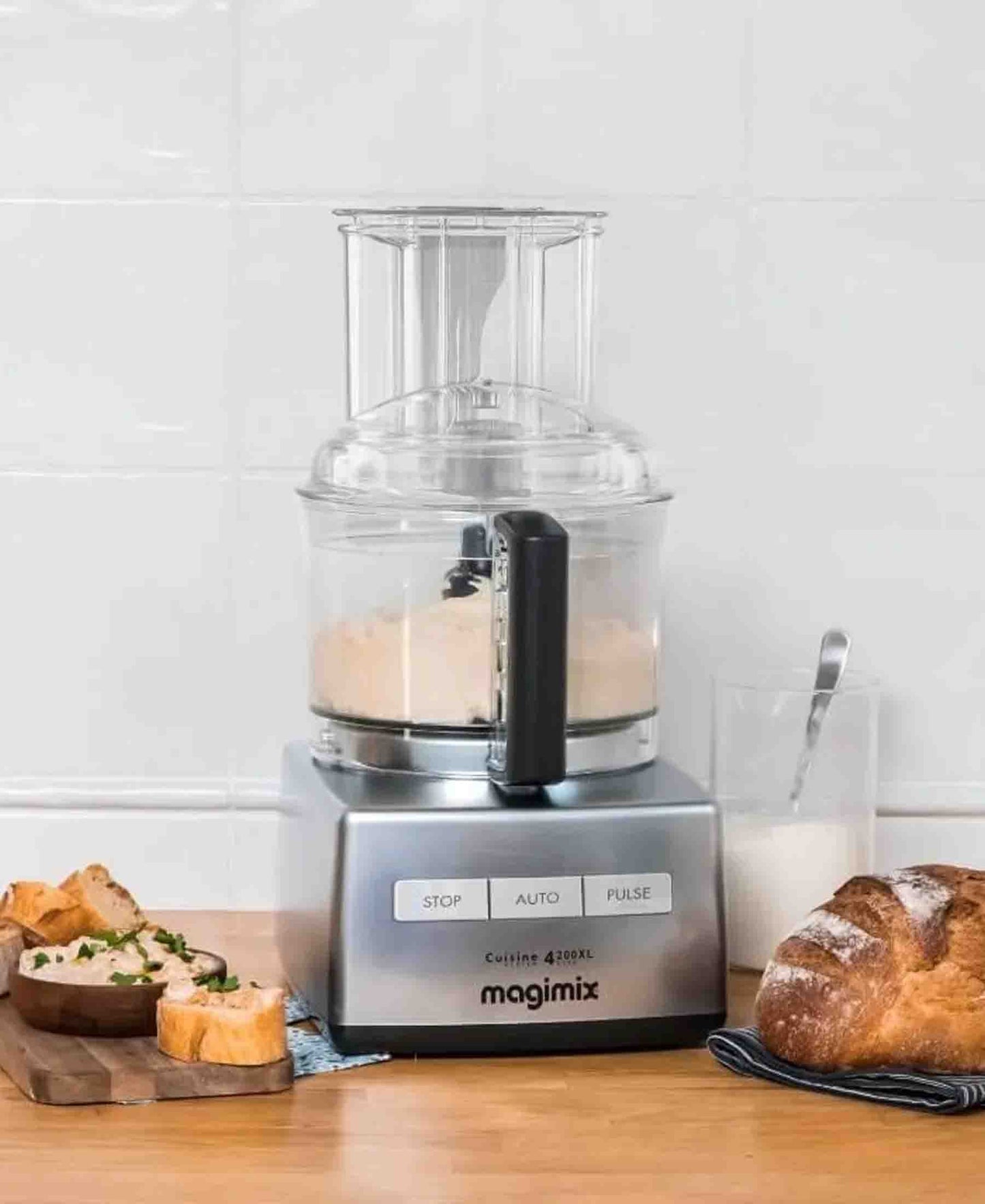 2026 Magimix 4200XL Robot Multifonction 950W – 3 Bols, Moteur Induction, Accessoires Complets