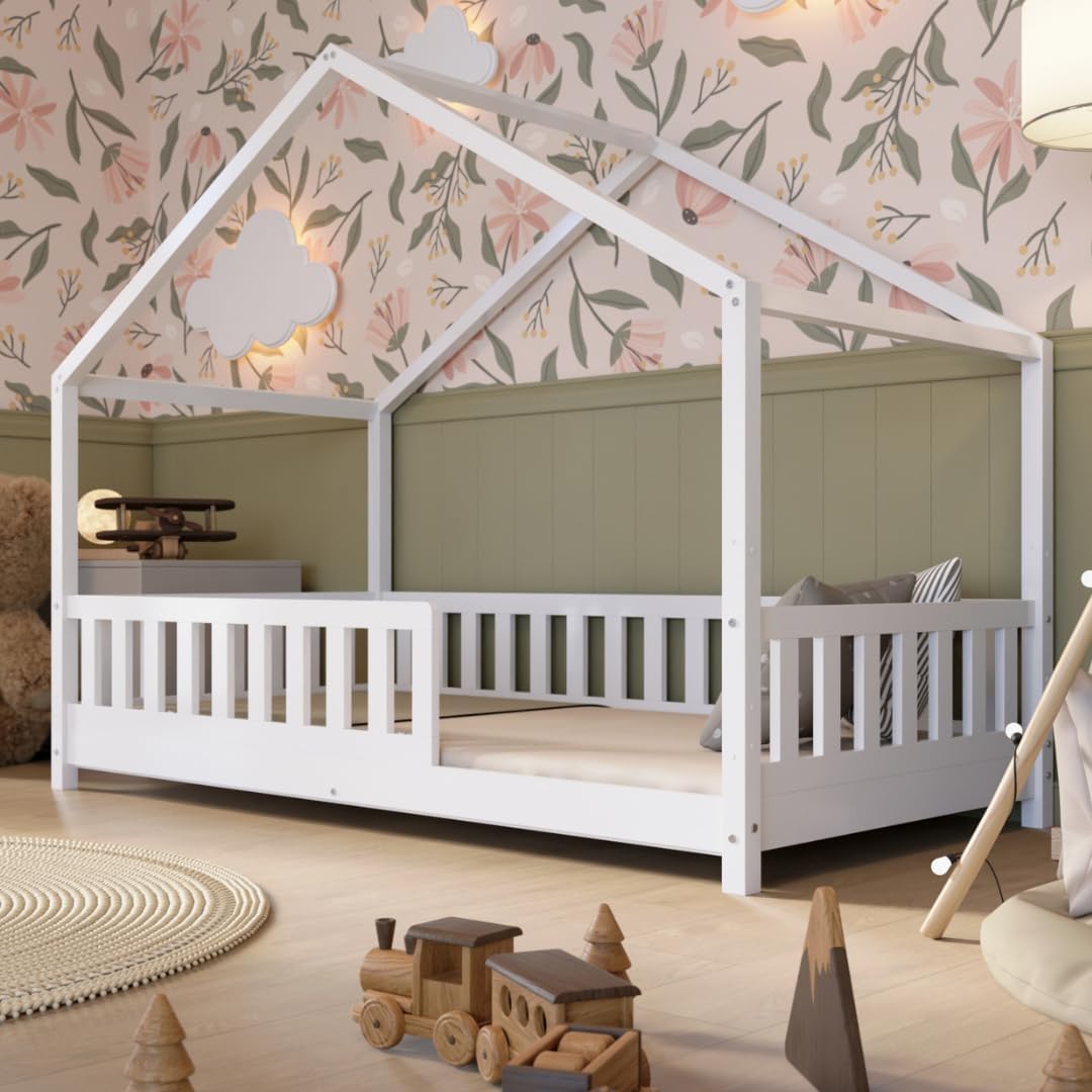Lit cabane Crazy Pine Crazy House avec tiroirs 190 x 90 cm &ndash; Lit enfant en bois naturel avec barri&egrave;re &ndash; Lit Montessori au sol avec rangement suppl&eacute;mentaire et barri&egrave;re amovible