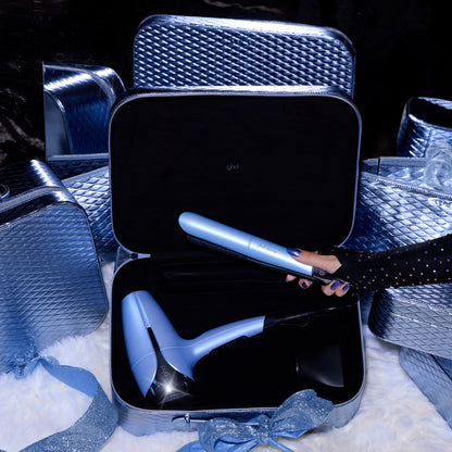 2026 Coffret Cadeau Deluxe ghd - Lisseur Chronos & Sèche-Cheveux Helios en Bleu Icy