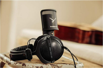 2026 beyerdynamic DT 770 PRO 80 Ohm – Casque Studio Fermé Professionnel avec Isolation Sonore et Confort Supra-Auriculaire – Édition Limitée