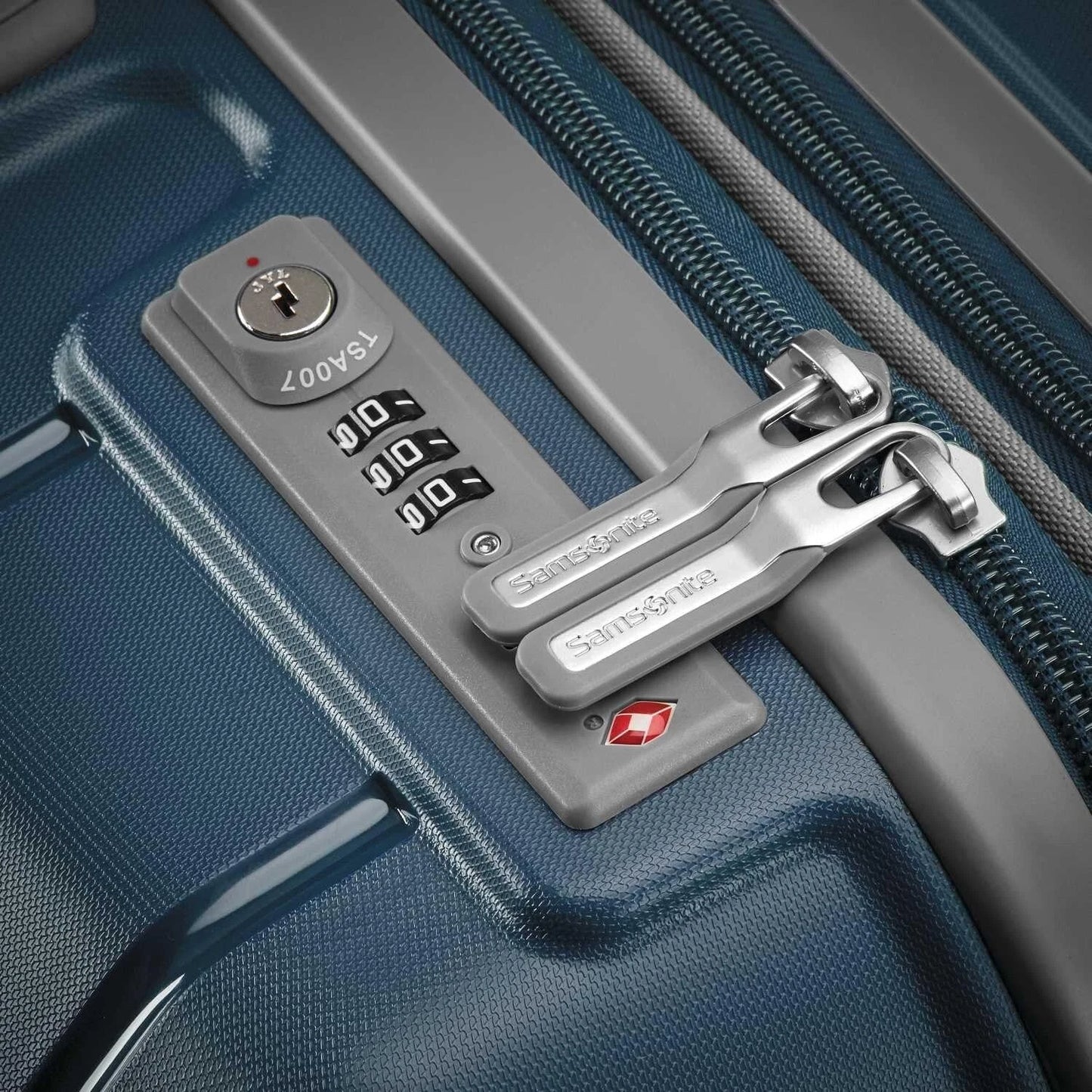 2026 Valise Samsonite Extensible à Double Roues Pivotantes 21" avec Poches de Séparation