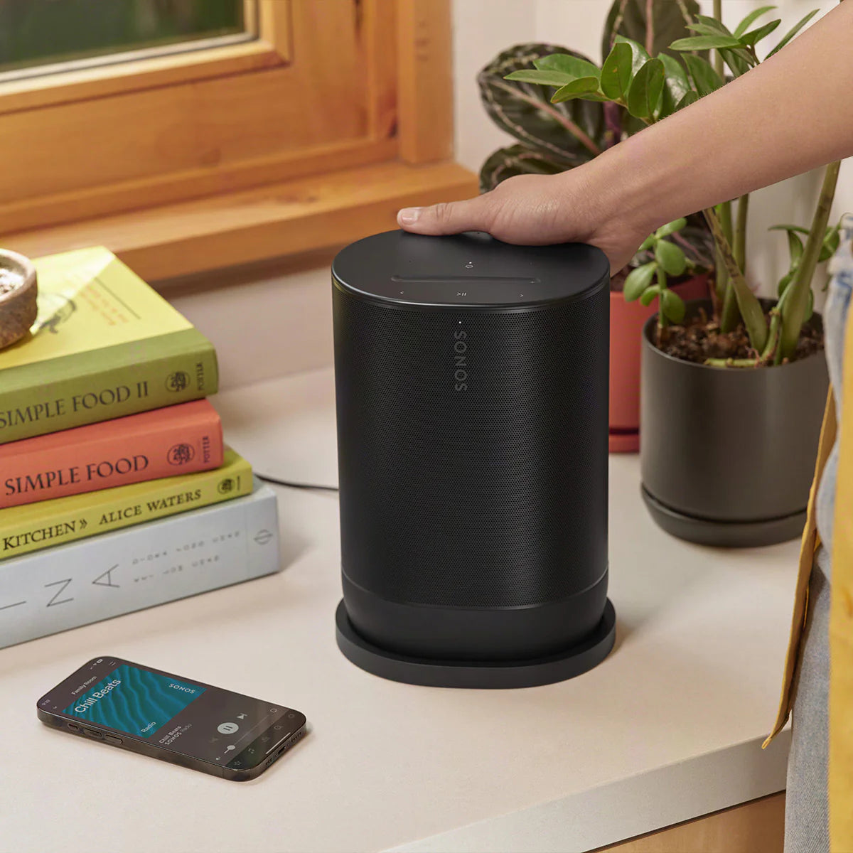 2026 Sonos Move 2 – Enceinte Portable Intelligente avec Batterie 24 Heures, Bluetooth et Wi-Fi, Résistante à l’Eau (Noir)