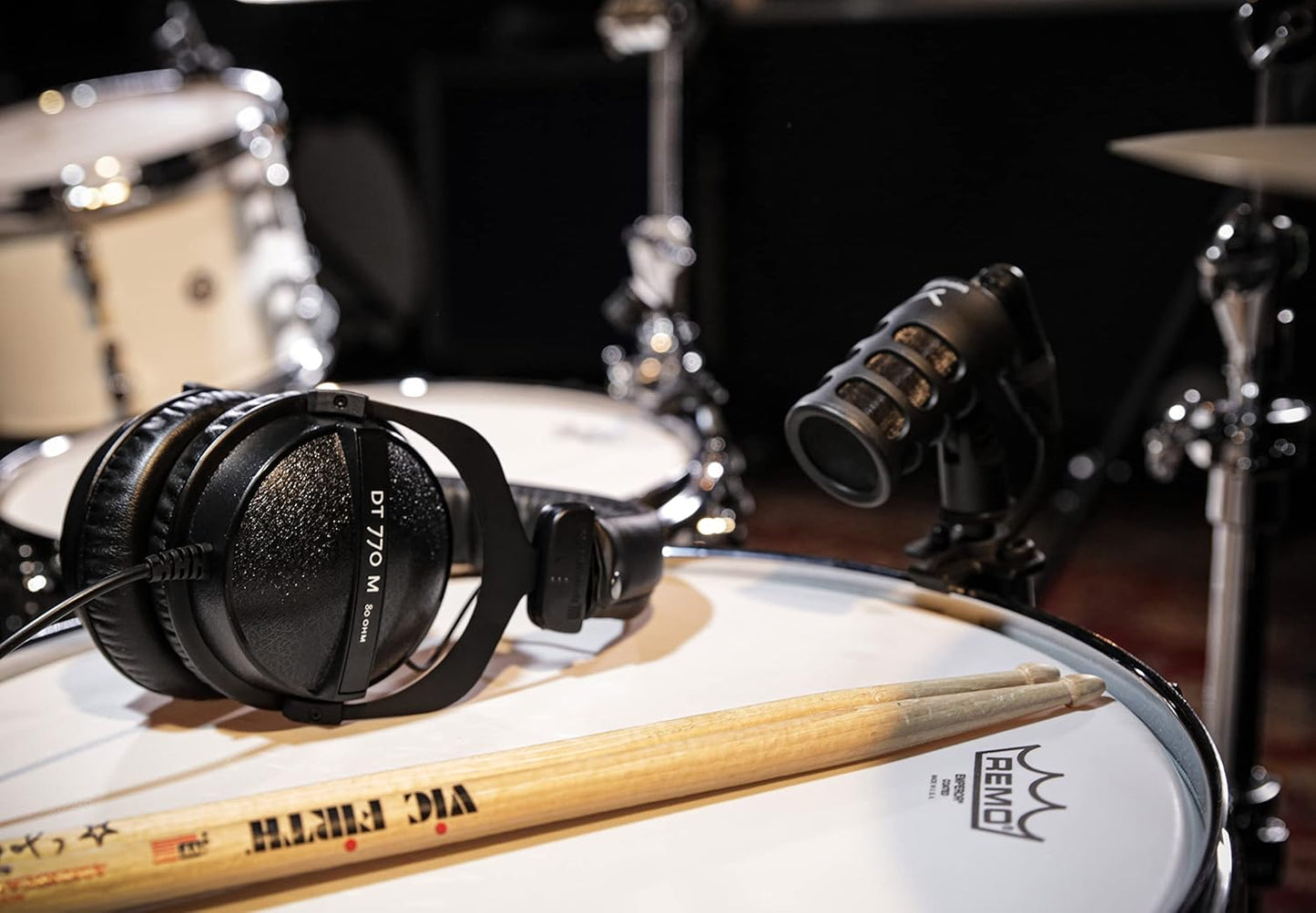 2026 beyerdynamic DT 770 PRO 80 Ohm – Casque Studio Fermé Professionnel avec Isolation Sonore et Confort Supra-Auriculaire – Édition Limitée