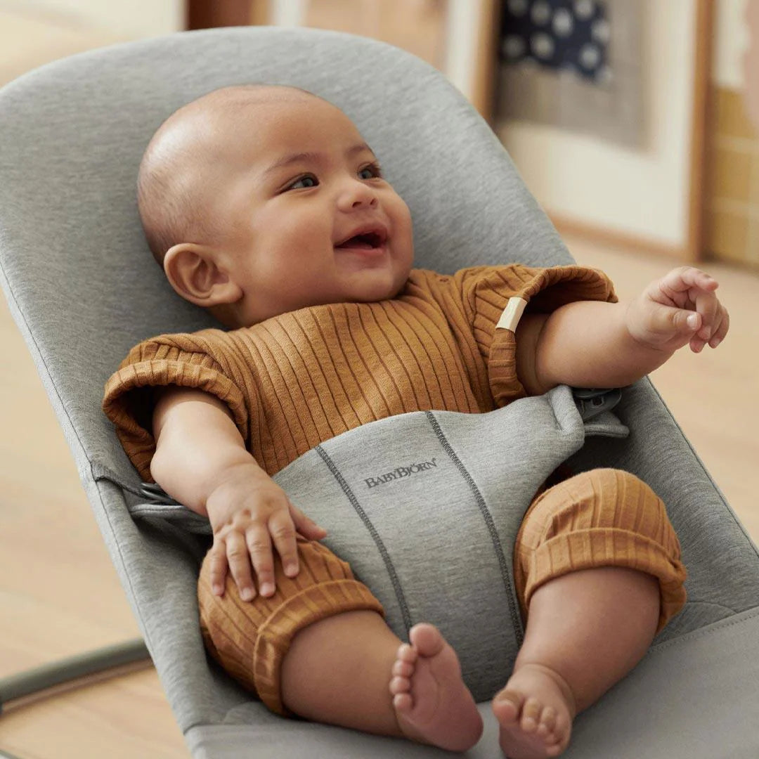 2026 BabyBjorn Bouncer Bliss - Jersey 3D - Gris Clair