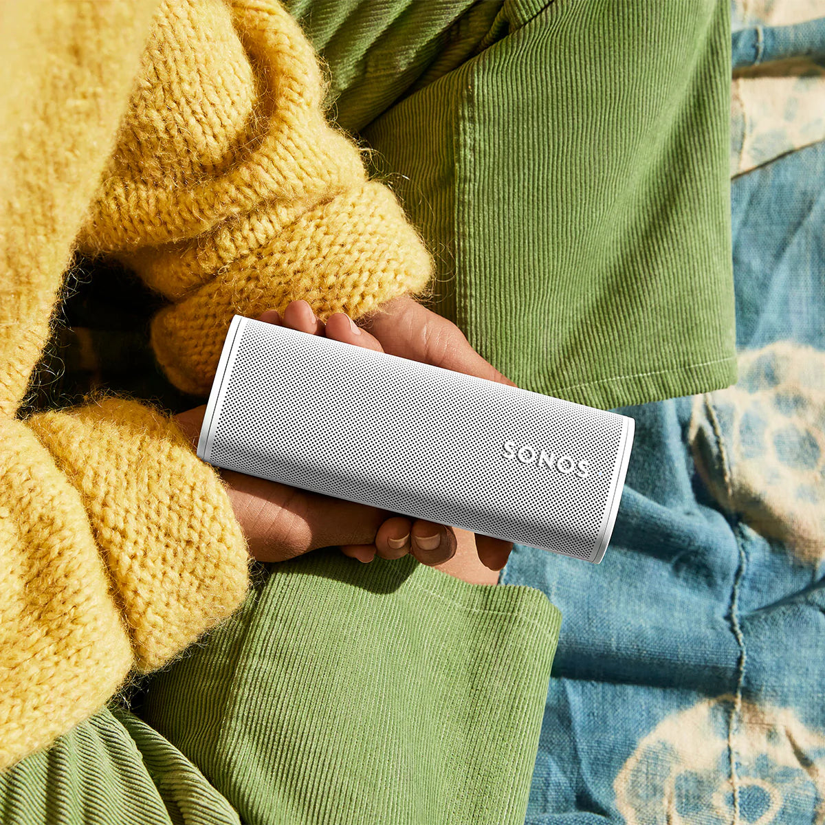 2026 Sonos Roam 2 – Enceinte Portable Bluetooth Blanche, Étanche IP67, Batterie 10 Heures, Wi-Fi et Bluetooth, Son Puissant et Polyvalent