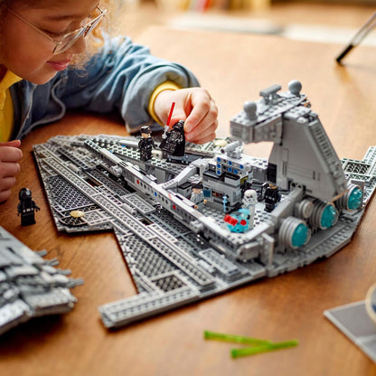 2026 LEGO Star Wars Ensemble de Construction Destroyer Impérial - Construire & Exposer pour Garçons et Filles, À partir de 10 ans - Cadeau d’Anniversaire - Star Wars Darth Vader & 6 Figurines - 75394
