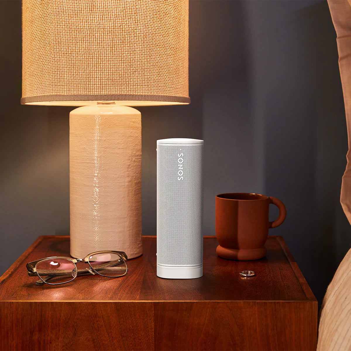 2026 Enceinte Bluetooth Portable Étanche Sonos Roam 2 – Paire (Blanc) : Son Puissant et Clair Partout, Wi-Fi et Bluetooth, Autonomie Longue Durée